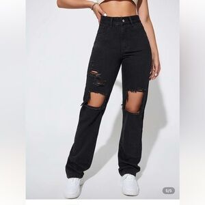 Stylish Black Distressed Woman’s Jeans